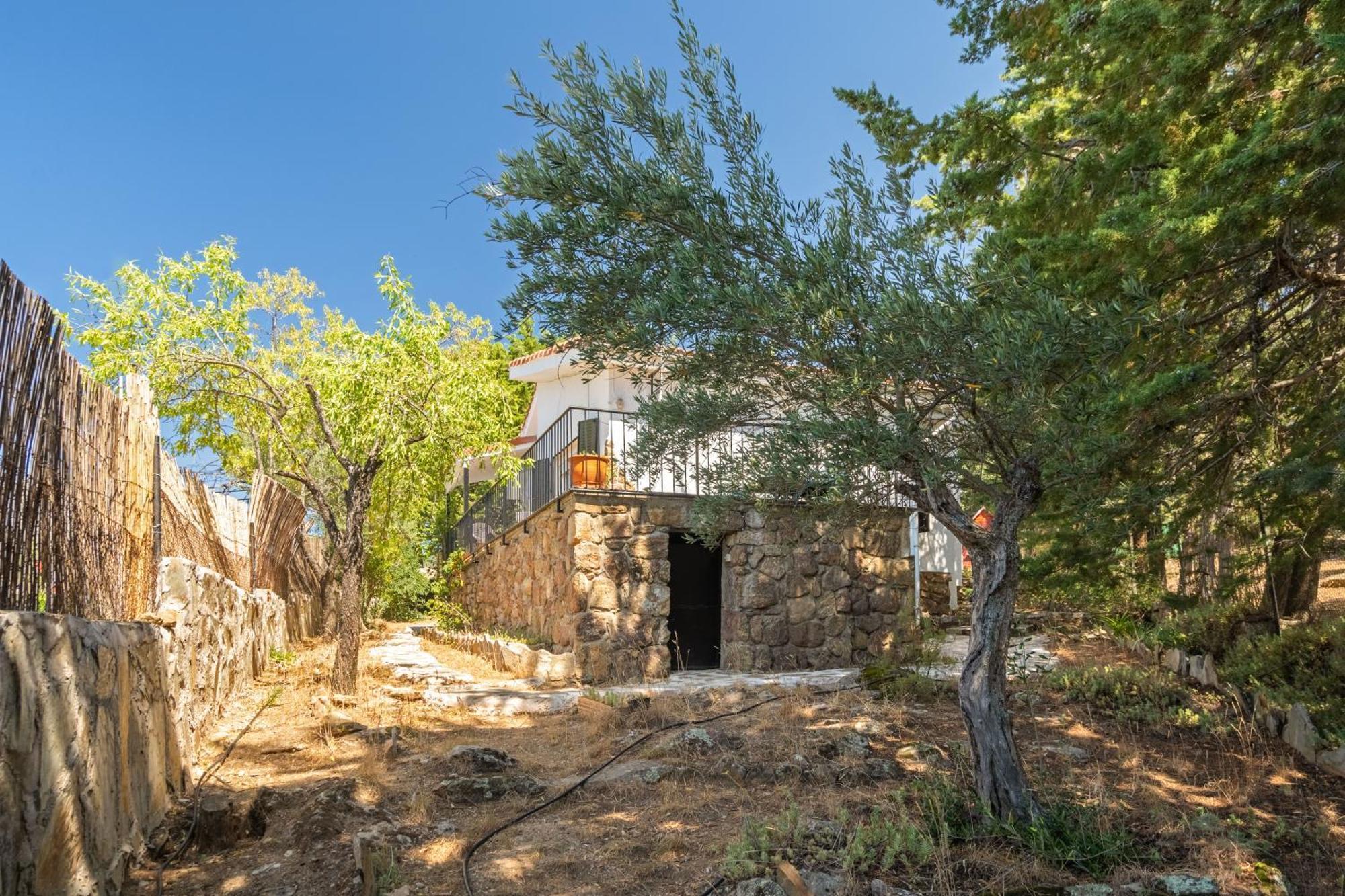 Casa Rural Los Olivos De Robledo De Chavela La Estacion Exterior photo